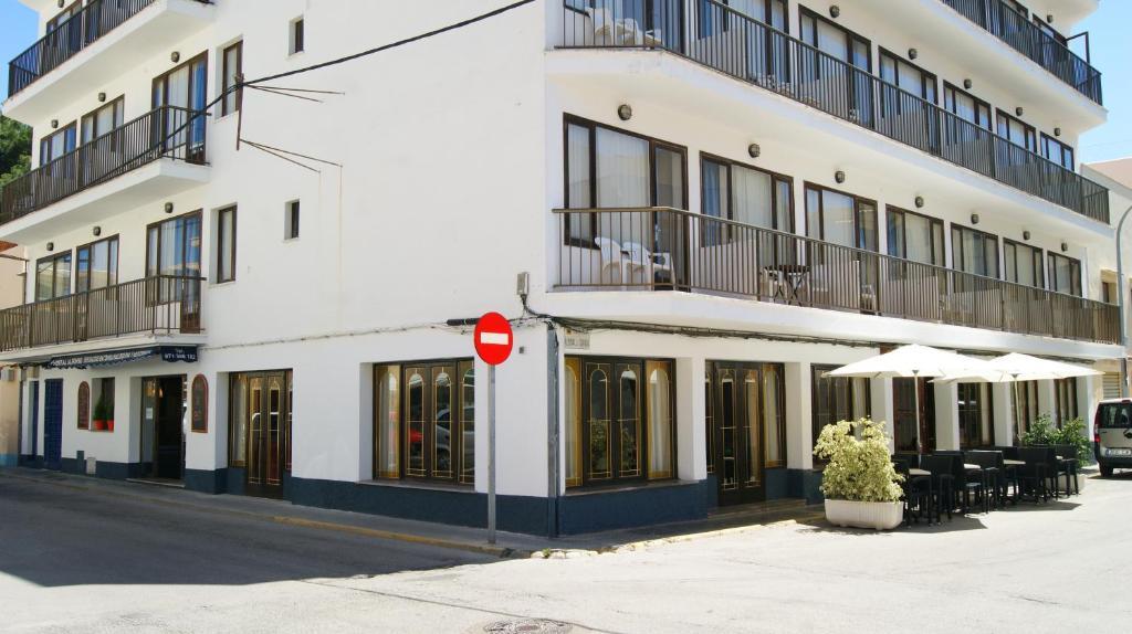 Hotel Alfonso カラ・ラトハダ エクステリア 写真