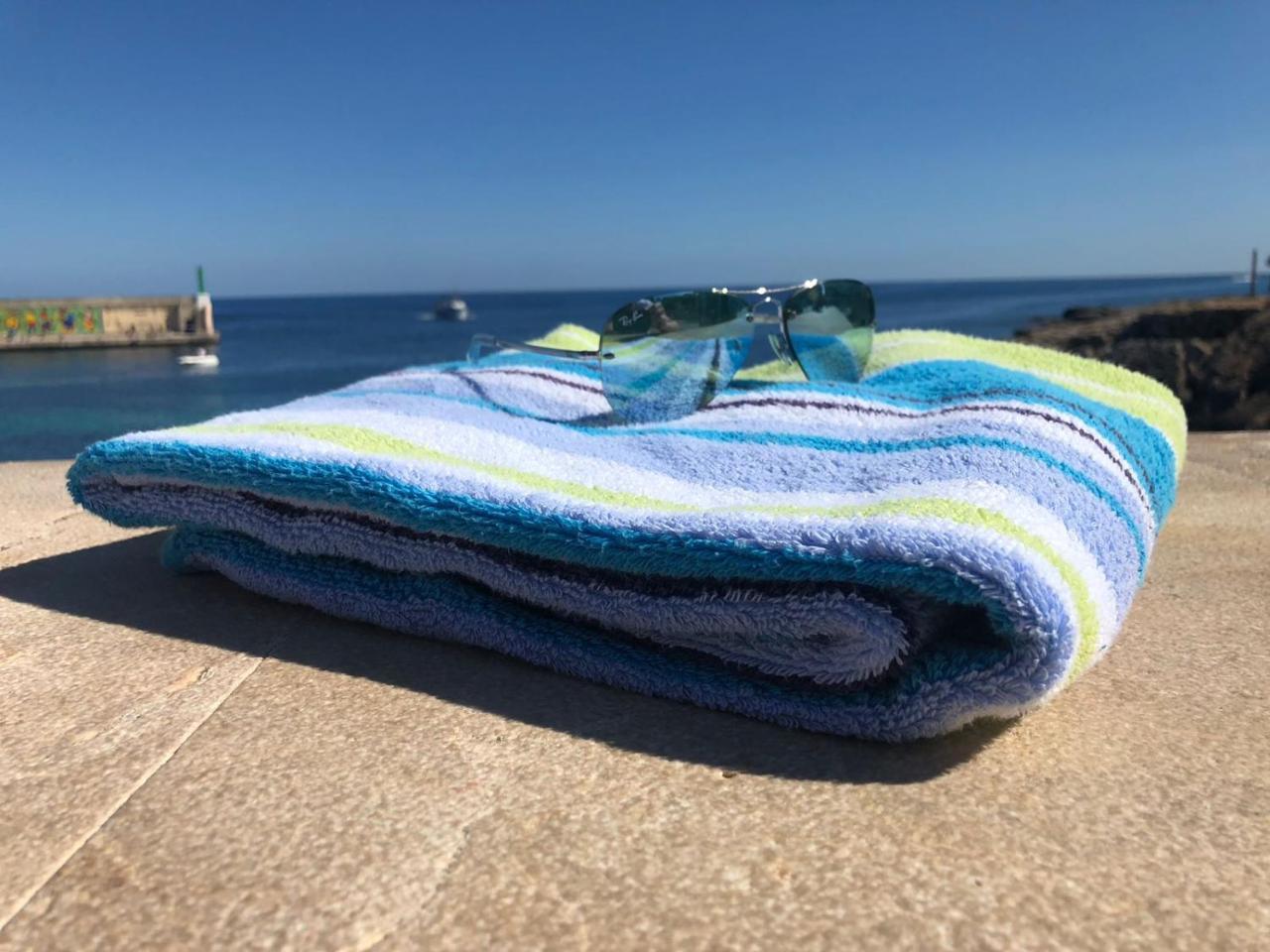 Hotel Alfonso カラ・ラトハダ エクステリア 写真